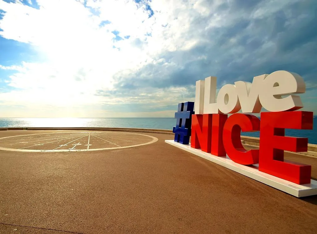 Studio 146 Nice 0*,  France